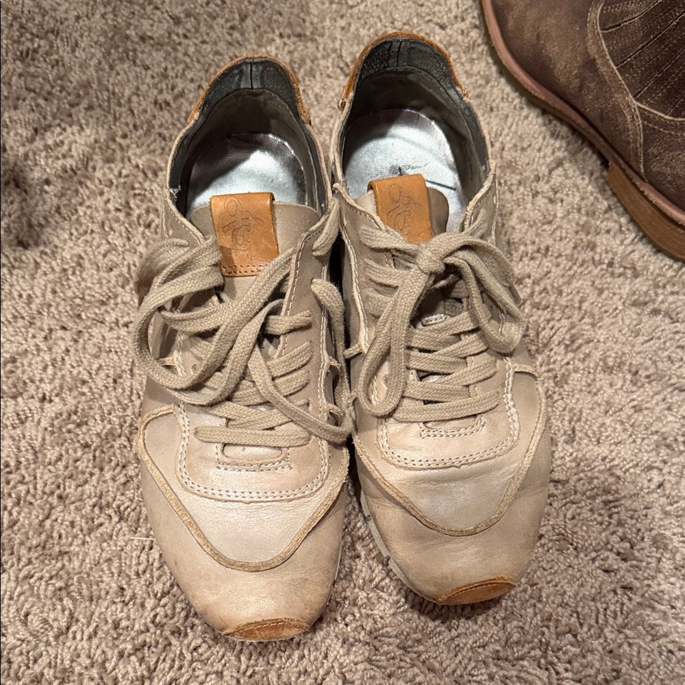 OTBT Beige Women's Sneakers
